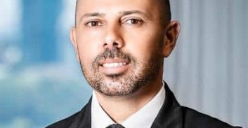 עו"ד רענן עמוסי