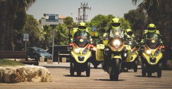 70 אופנועי חירום של מגן דוד אדום במסע הצדעה