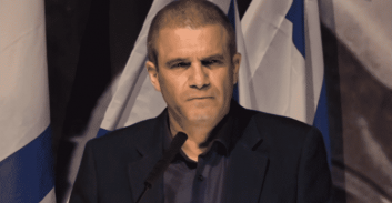 חדשות עשר: המשטרה ורשות המסים ממליצים על הגשת כתב אישום נגד גל הירש