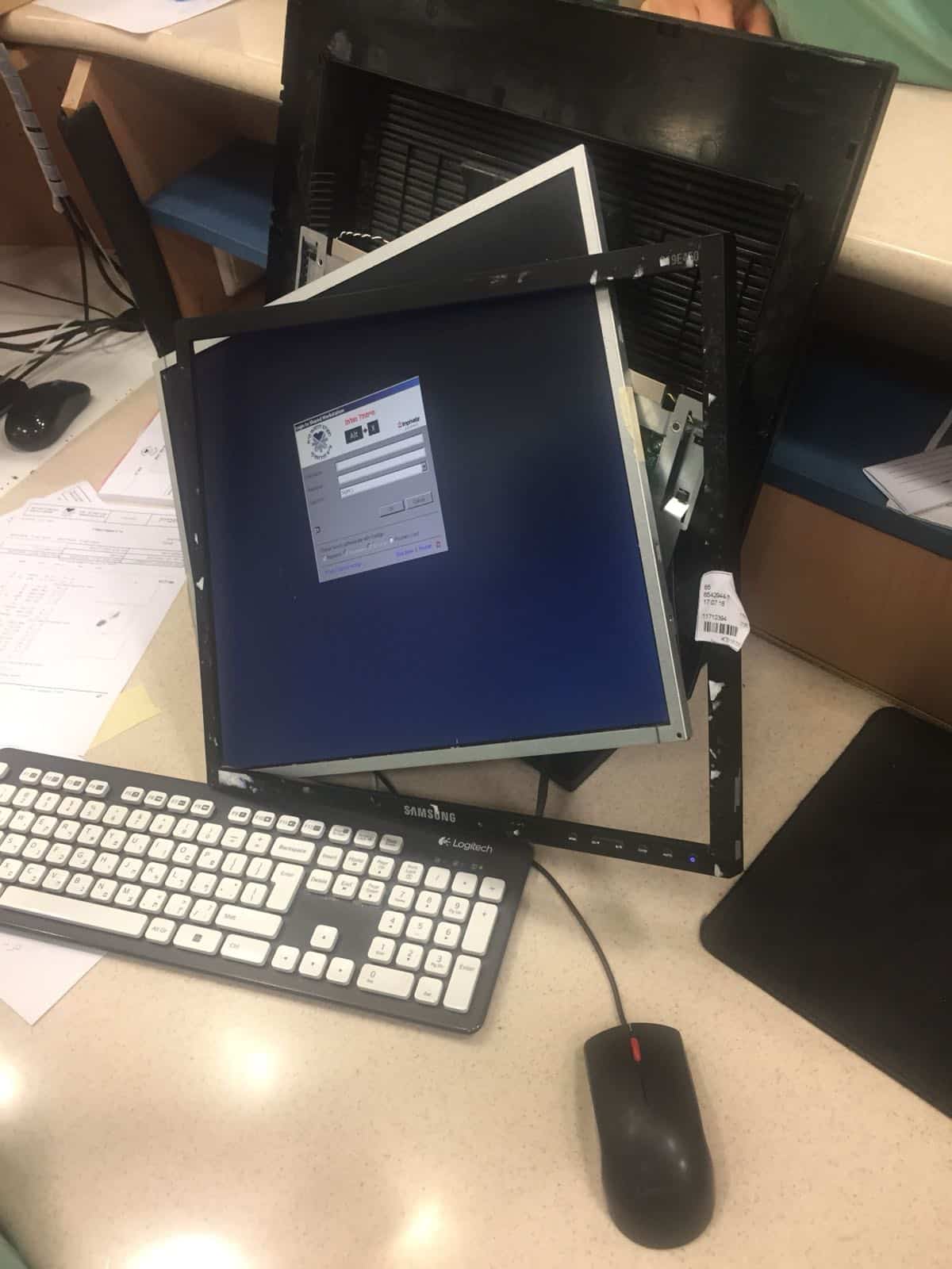 שברו מחשב (צילום: דוברות בית חולים)