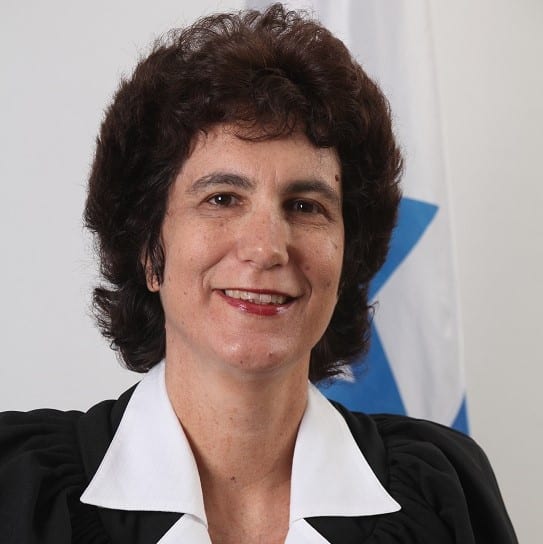 השופטת ברק ארז