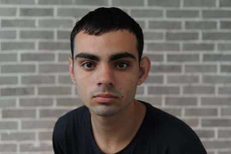 האדיר את שמו עם מידע מפורט שהשיג, ועם תג שוטר מזויף. עידן חוגי (צילום מפייסבוק)