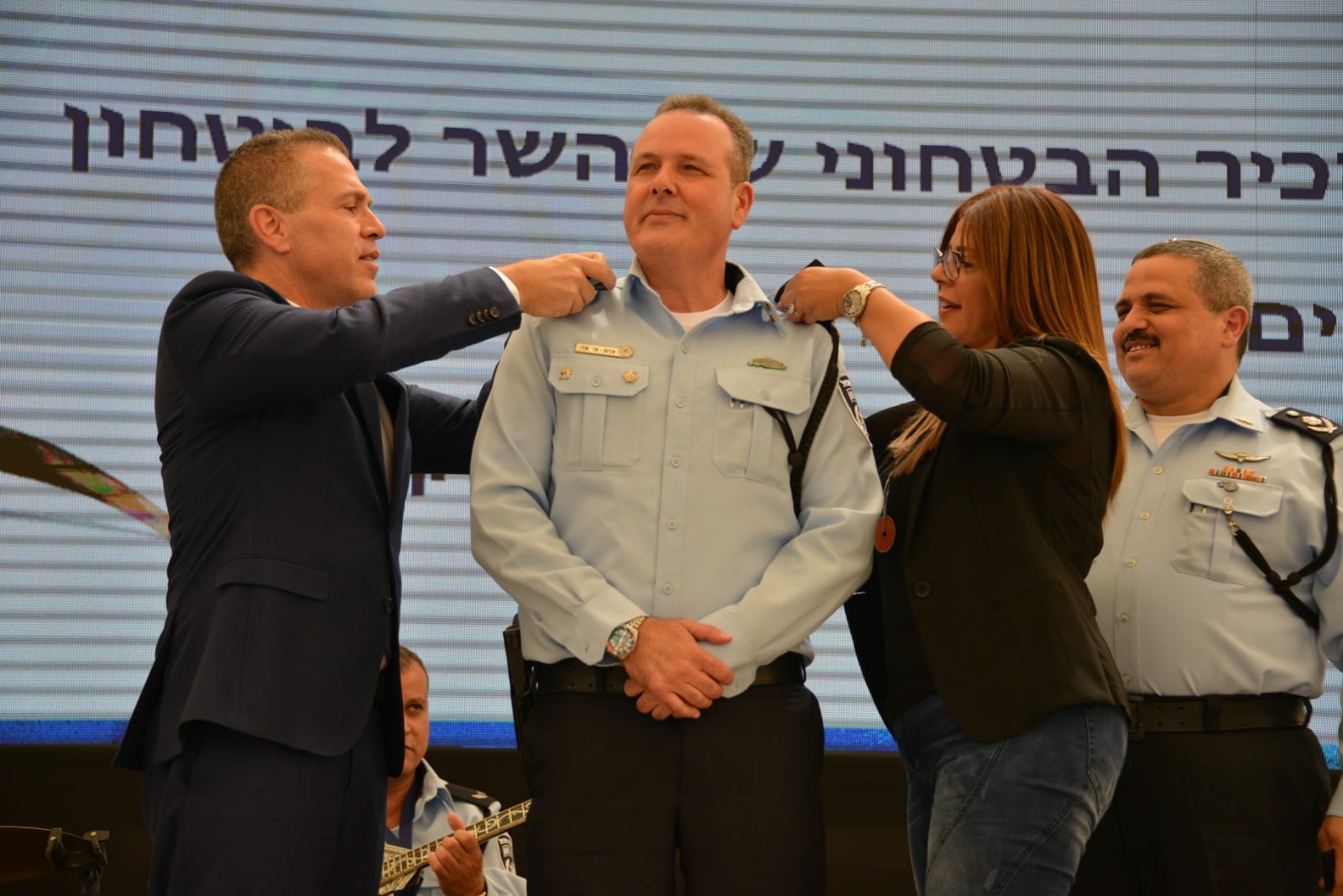 דרגת ניצב לאבי אדרי