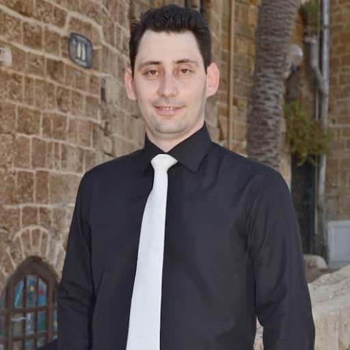 עו"ד עמנואל טראץ'