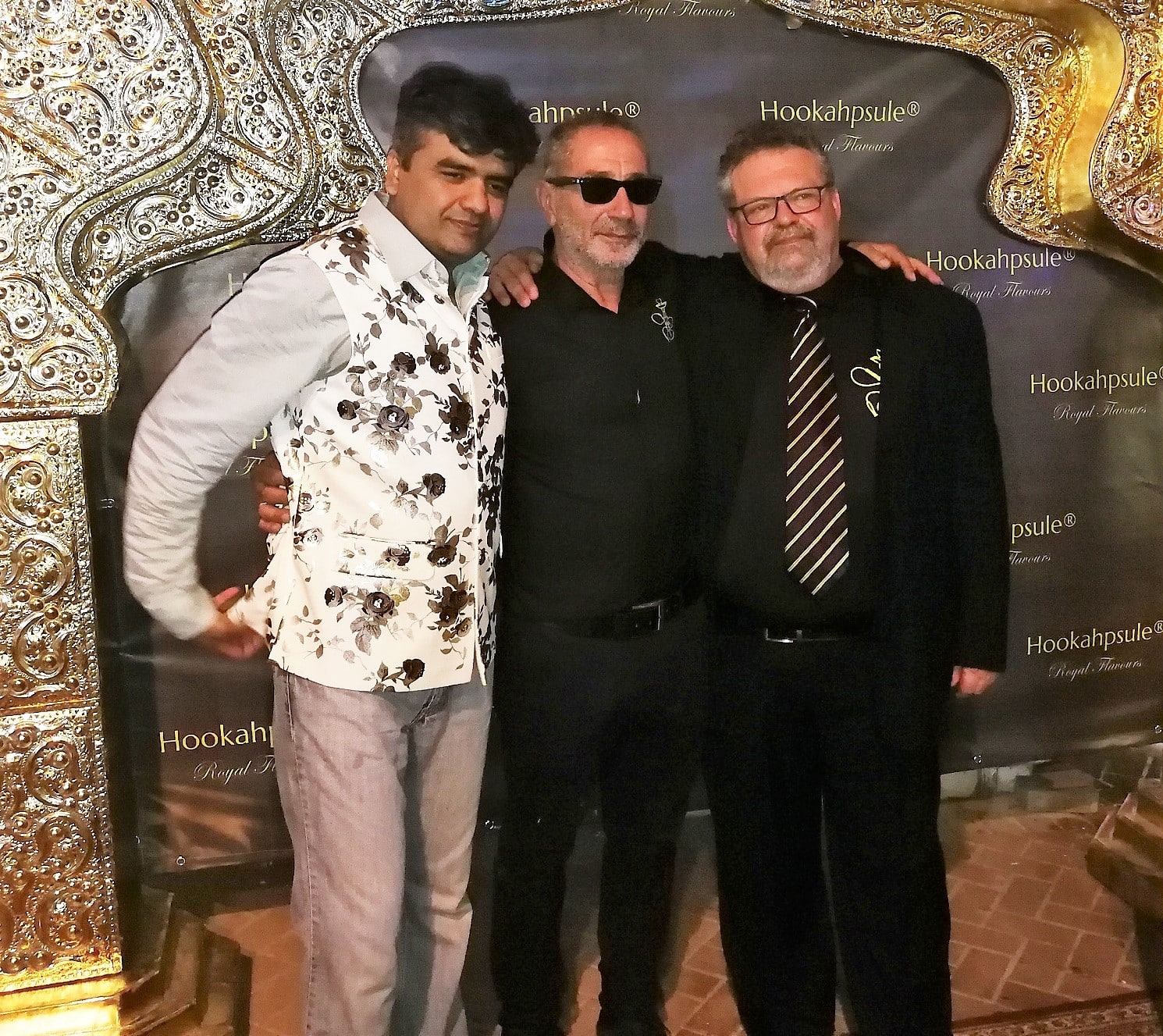 מאיר אברג'ל (במרכז) והשותפים באירוע השקת המותג