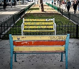 הזכות לא להיות מתועדים ברגעים מביכים. שדרות רוטשילד (צילום: ענת הרמוני, פלאש 90)