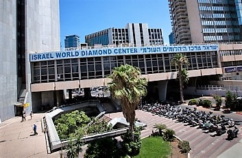 "העובדה שמעשיו של הנאשם היו מקובלים בין הסוחרים אינה נסיבה מקלה". בורסת היהלומים (צילום: מרים אלסטר, פלאש 90)