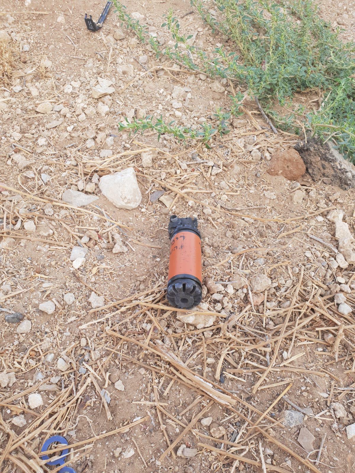 הרימון שנזרק (צילום: שב"ס)