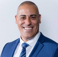 עו"ד עופר אלמוג