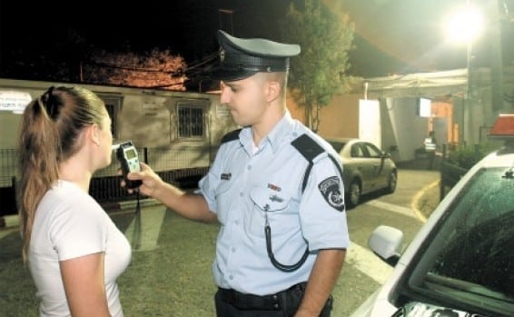 בדיקת ינשוף (צילום ארכיון להמחשה: דוברות המשטרה)