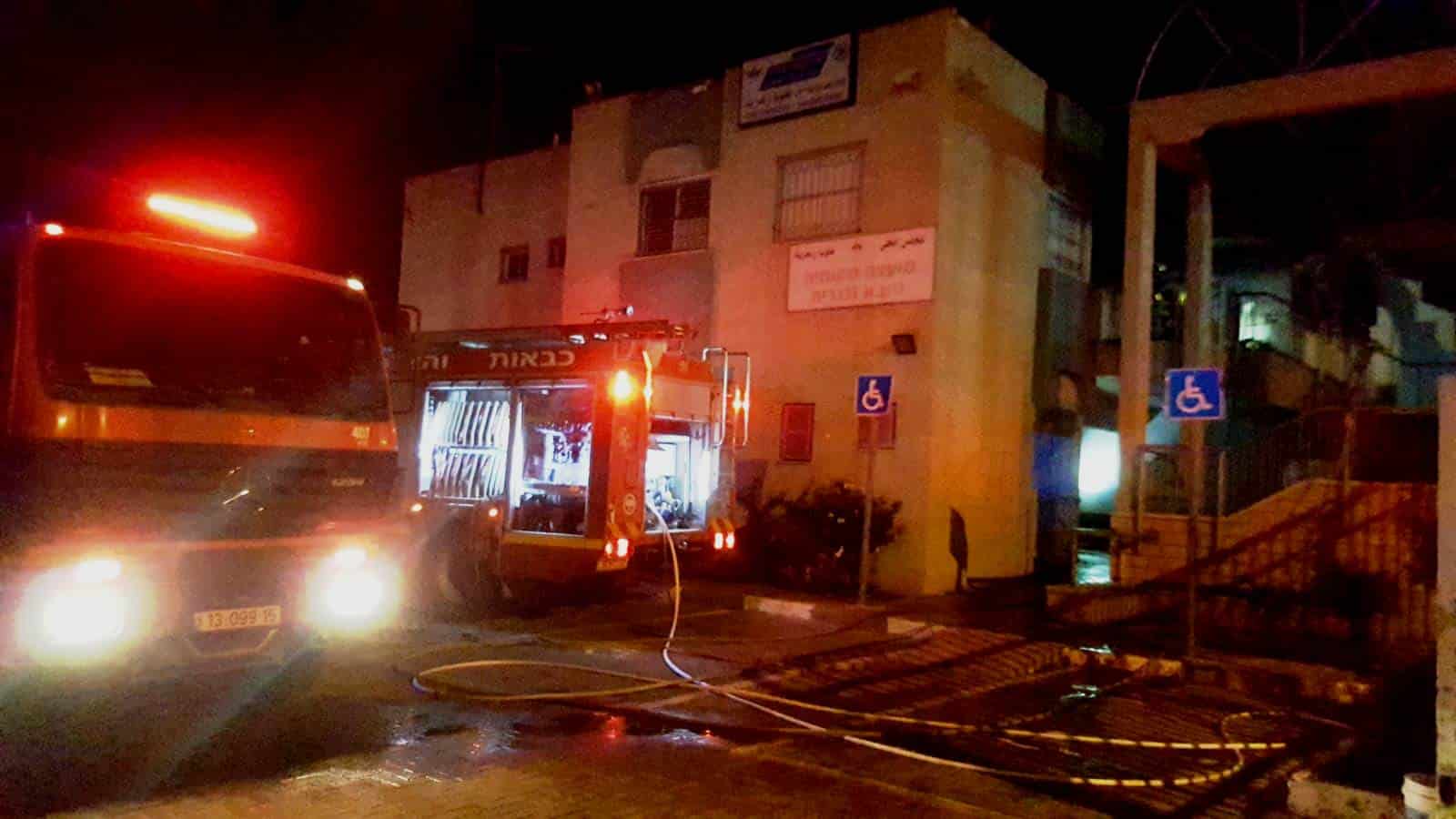 מבנה המועצה שהוצת בתחילת חודשש נובמבר (צילום: כבה"ה צפון)