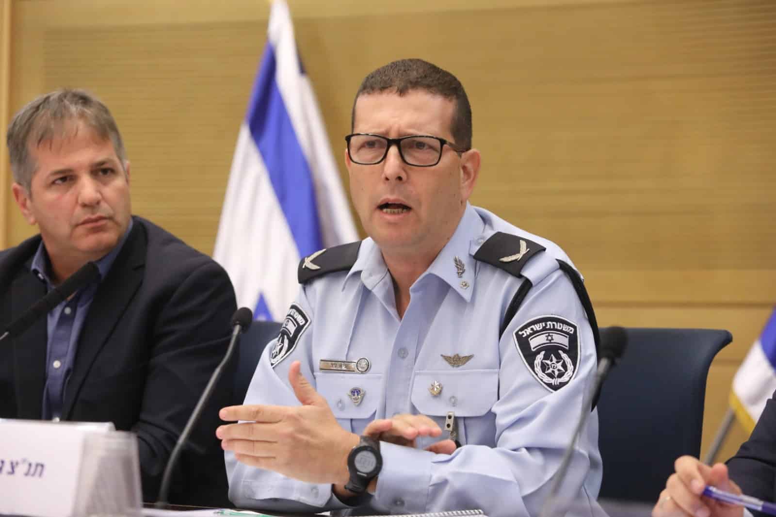 הלך העורב גיא ניר אצל הזרזיר יואב קיש בוועדת הפנים  (צילום: דוברות הכנסת)
