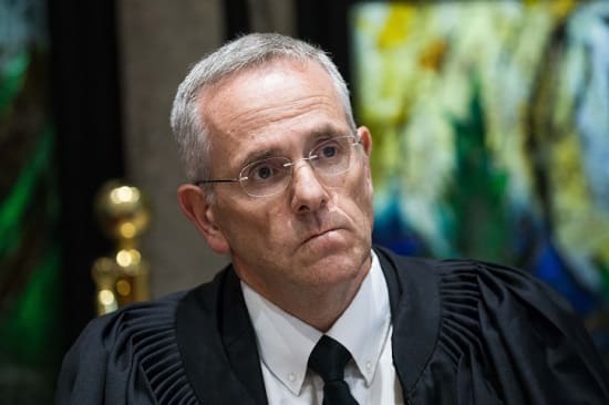 מראית פני הצדק. מינץ (צילום: יונתן סינדל, פלאש 90)