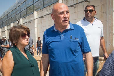 הטריגר להחרגת אסירים ביטחוניים בהרחבת השחרור המנהלי. באסל גטאס ביום כניסתו לכלא (צילום: באסל אווידאת, פלאש 90)