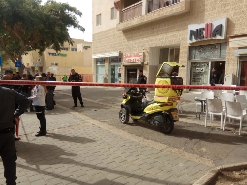 זירת ניסיון החיסול (צילום: דוברות מד"א)