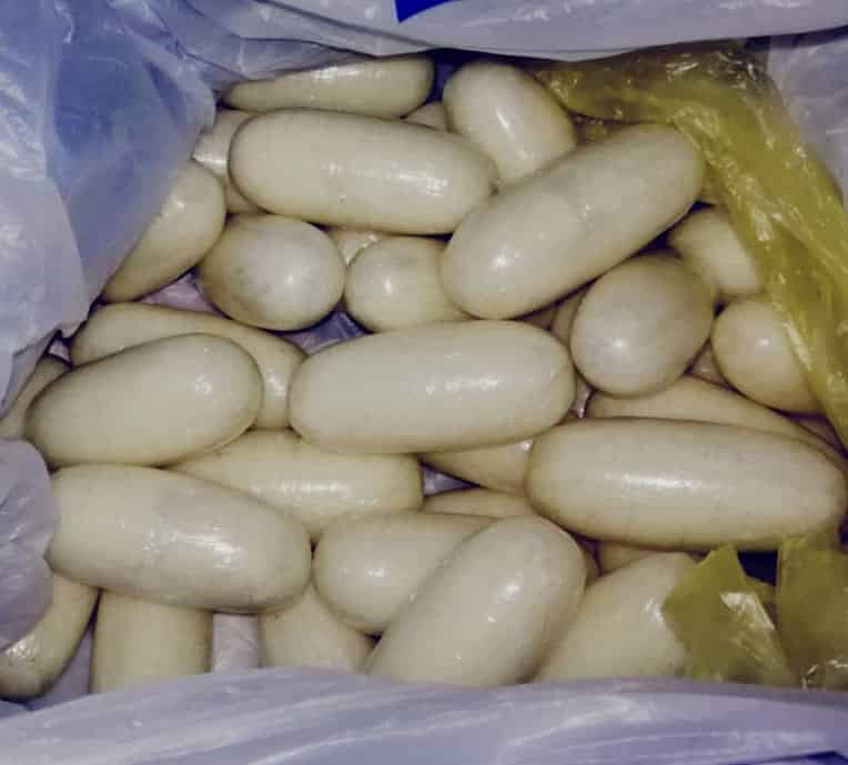 ערימת אריזות (זרגים) הקוקאין שנתפסו