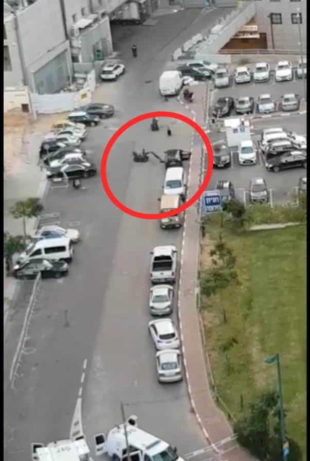 הפעולה של החבלנים לאיתור המטען אחר הצהריים ברמת גן. "פוסטה" בלעדי