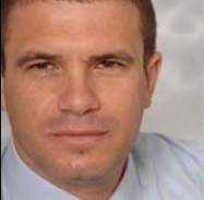 גל הירש טוען ל-5000 תכתובות דוא"ל חסויות עם עורכי דין