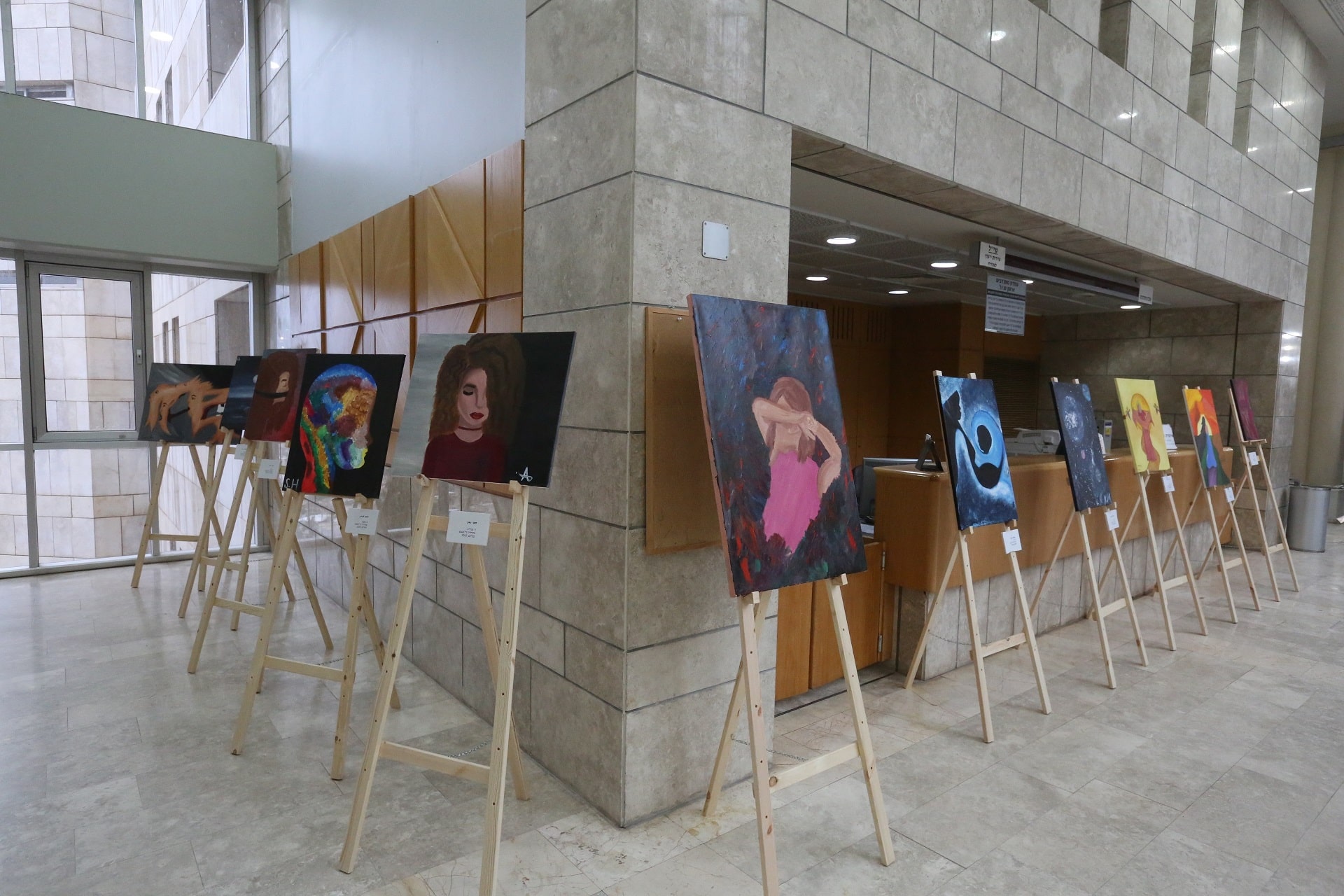 מביאות לידי ביטוי את עולמן הפנימי