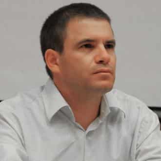 גל הירש שותק