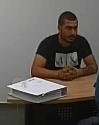 זכאי. אושר אלבז בחדר החקירות