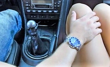 ליטף, ליקק, ליטף, ליקק (אילוסטרציה: יוטיוב)