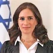 השופטת אופיר