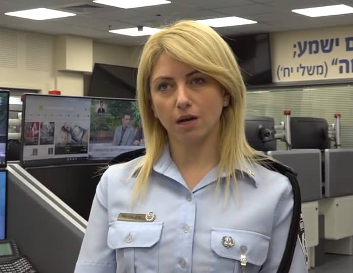 צפו: מפקח קרן בר נור, קצינת חקירות ביחידת ההונאה, מסבירה על הפרשה