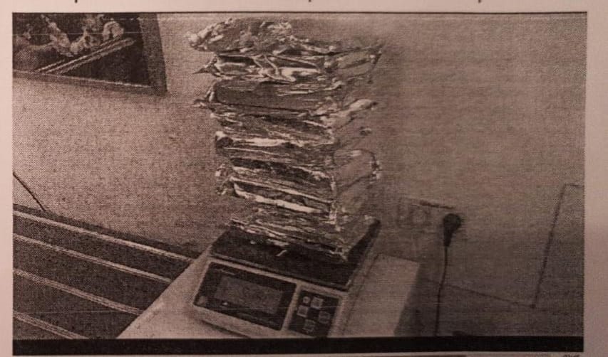 בתוך מזוודה עם בטנה כפולה. הסמים שנתפסו