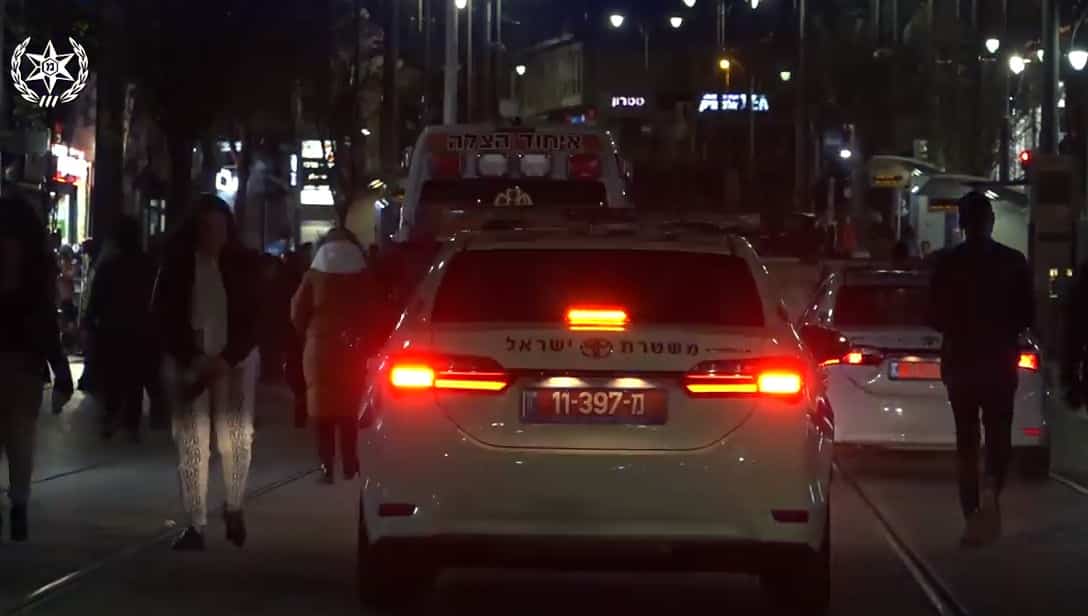 המשטרה בליל הסילבסטר (צילומים: דוברות המשטרה)