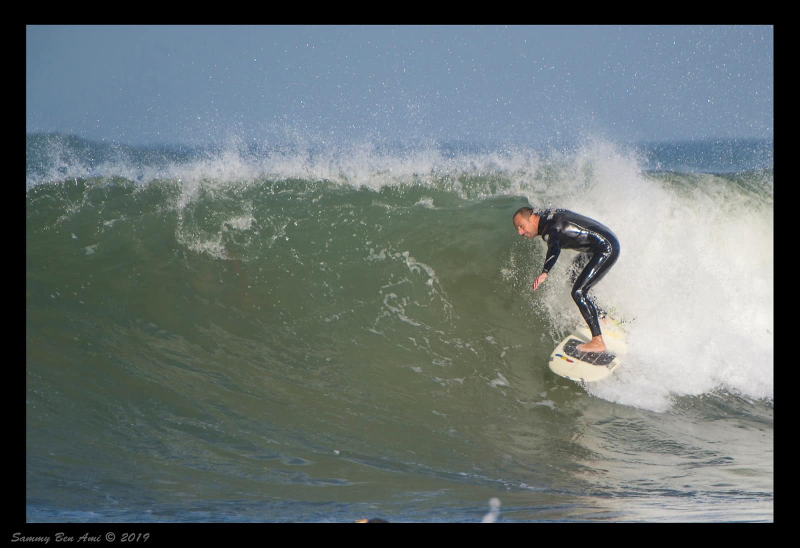 קליין בפעולה (צילומים: סמי בן עמי, מתמחה בצילומי גלישה)