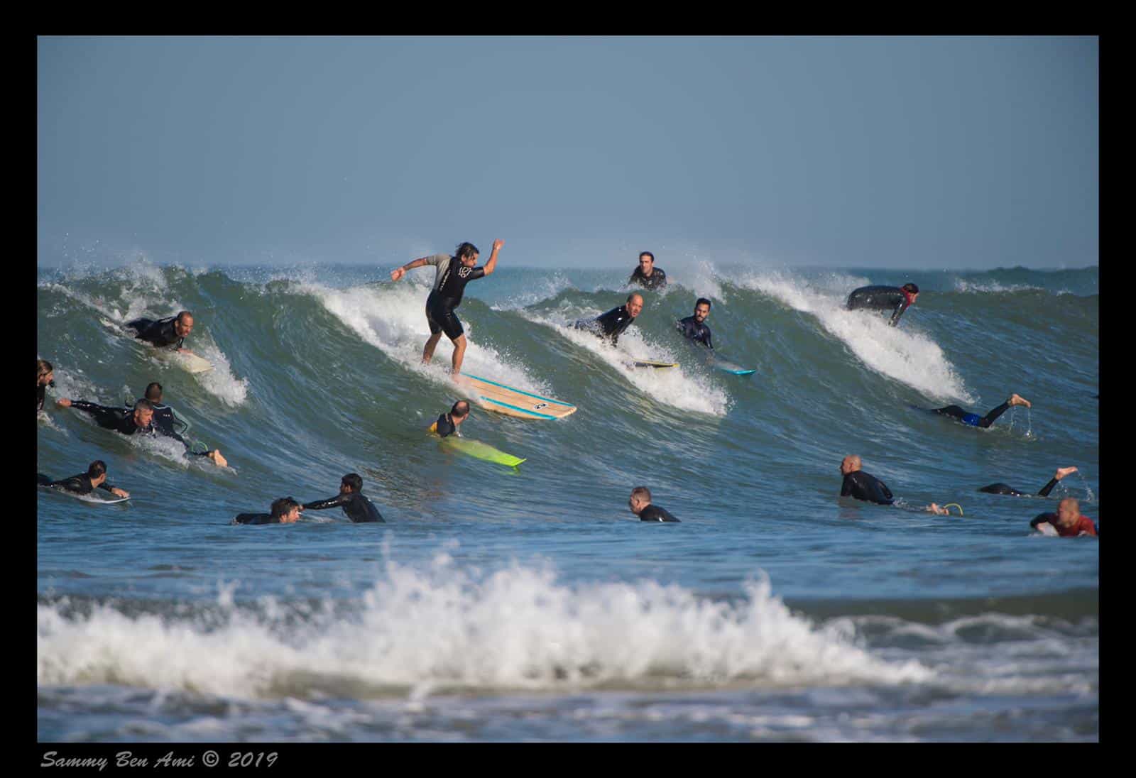 גולשים בחוף קונטיקי