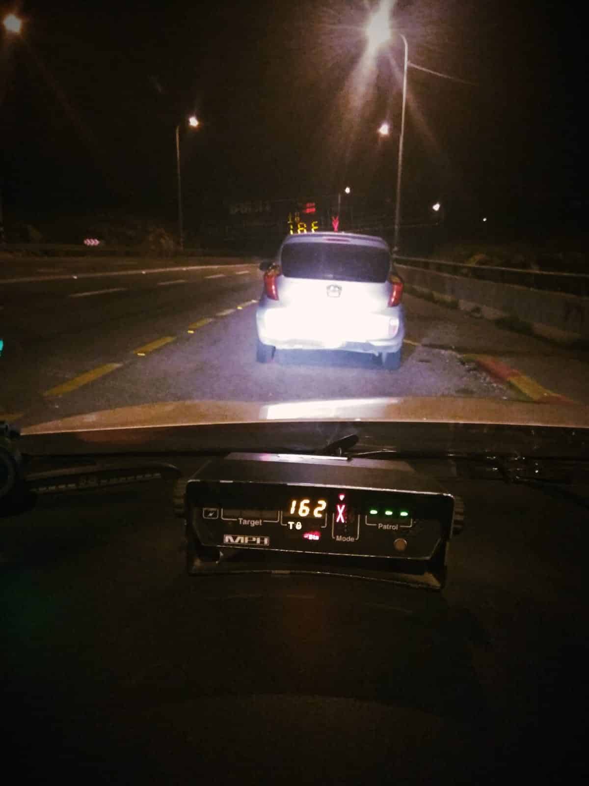 162 קמ"ש סמוך לצומת רחלים (צילומים: דוברות המשטרה)