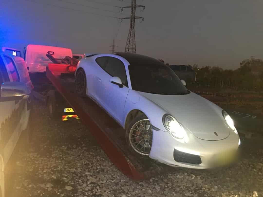 הרכב נלקח לחקירה