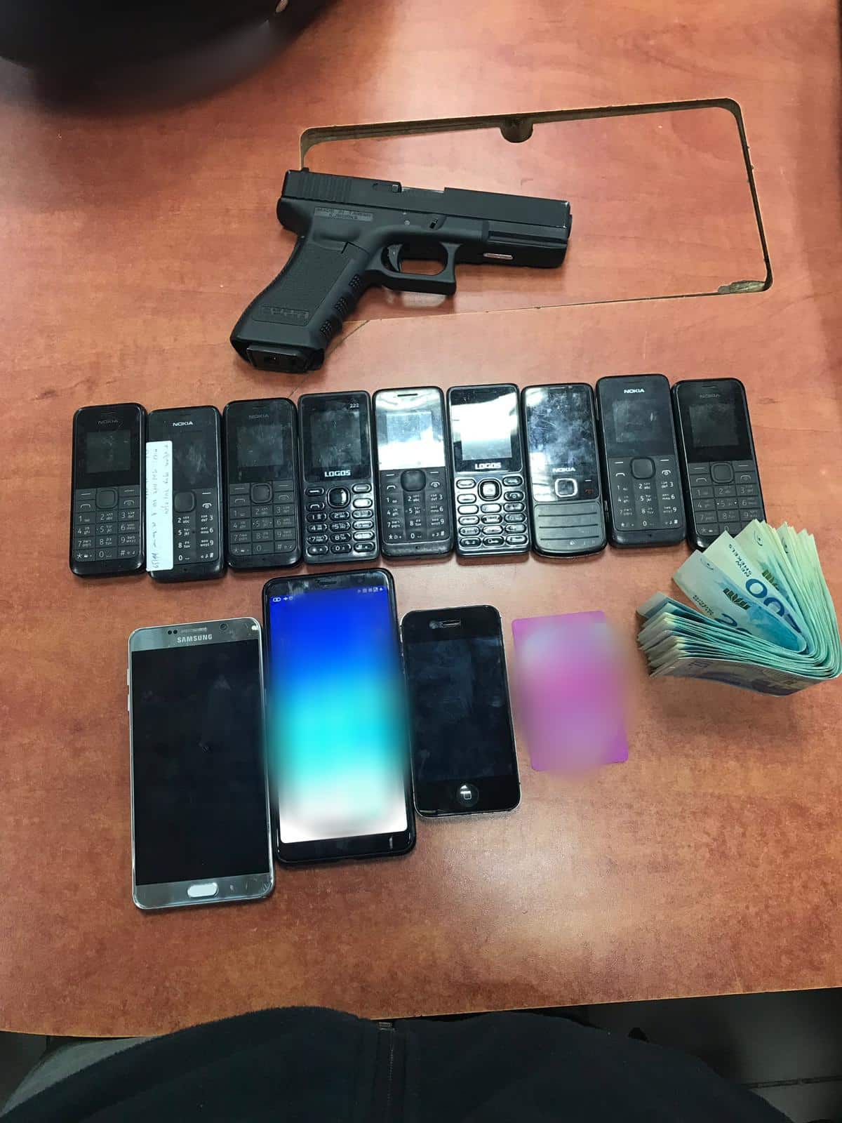 הפריטים הוחרמו