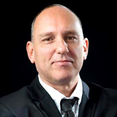 עו"ד זאב וישניא