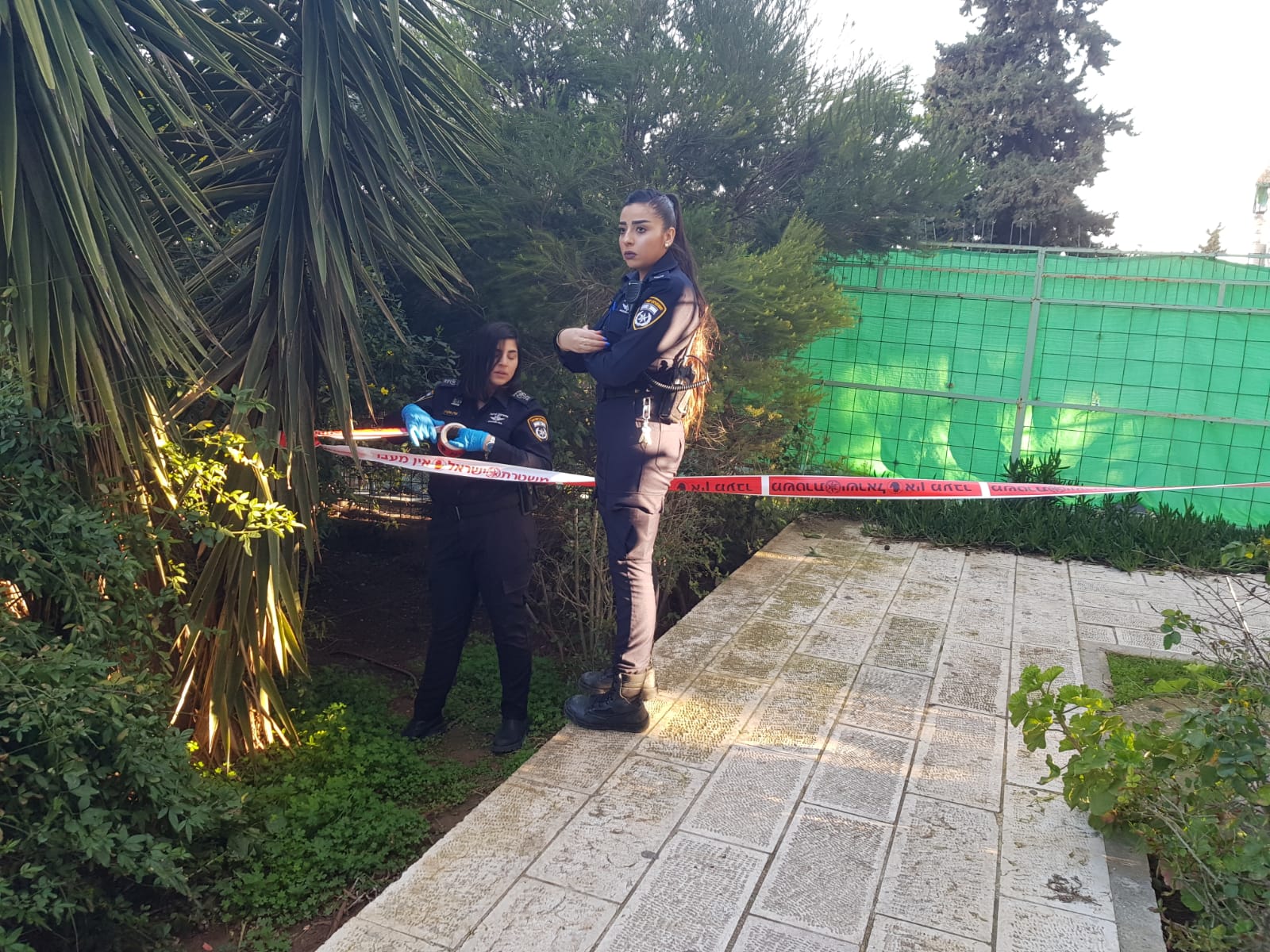 הכל כלול, הדקירה בחינם. זירת האירוע (צילומים: דוברות המשטרה)