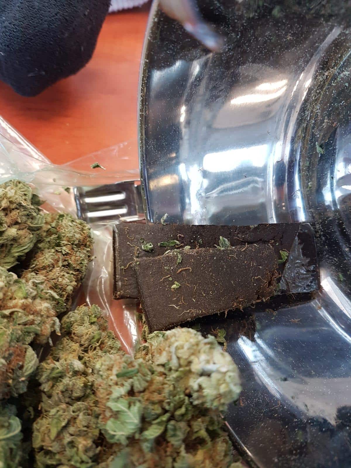 מריחואנה וחשיש נתפסו בחיפוש