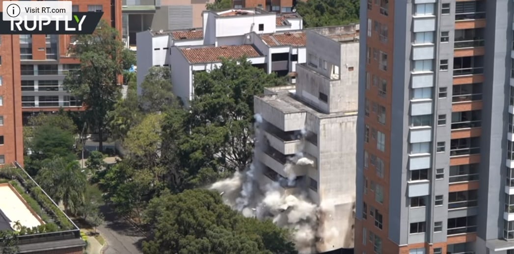 פיצוץ הבניין (צילום מתוך סרטון שתיעד את הפיצוץ ברשת הטלוויזיה RT)