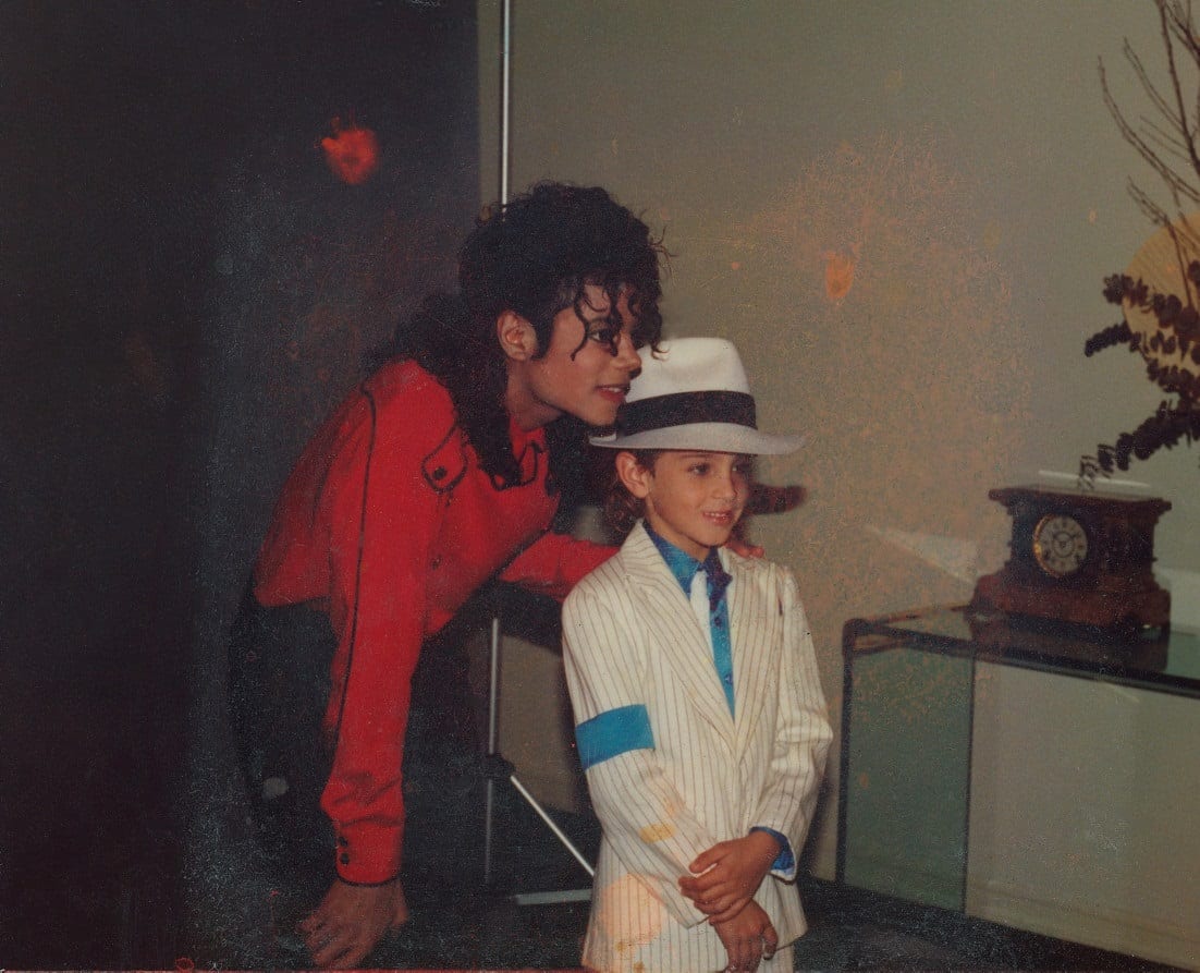 זכייה בתחרות ריקודים ומפגש עם אליל הפופ. מייקל ג'קסון ו-ווייד רובסון