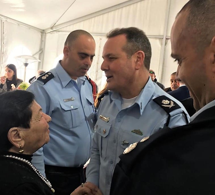 נכנס לתפקיד בחילו ורחימו. ניצב אברהם אדרי