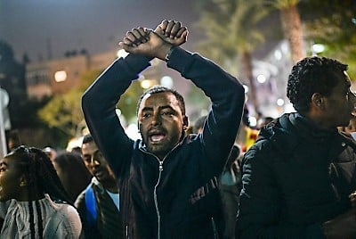 מופלים בכל תחומי החיים. מחאת יוצאי אתיופיה (צילום: תומר נויברג, פלאש 90)