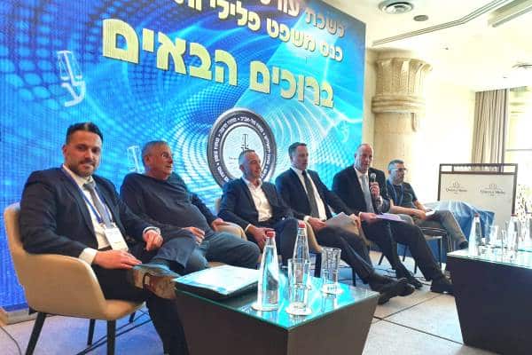 התובע של 512 "הציל" את הפאנל על פשיעה בינלאומית והליכי הסגרה