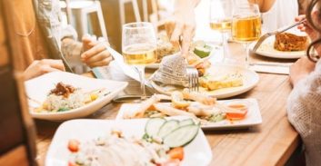 רמת גן: קנס ומאסר על תנאי לבעל מסעדה שפעלה ללא רישיון