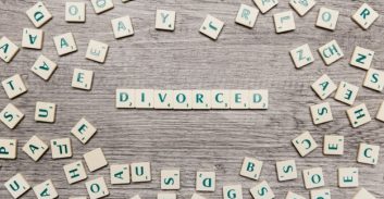 60 אלף שקל בחודש דמי מזונות