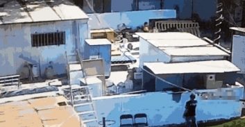 אישום: עקב סכסוך על שטח בדרום תל אביב עבריין הניח מטען חבלה לשכנו הרב