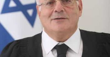 שופטי בג"צ זועמים ודורשים תוכנית חדשה להקטנת הצפיפות בבתי הסוהר