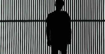 חשוד בבעילת קטינה שוחרר לאחר עימות עם המתלוננת