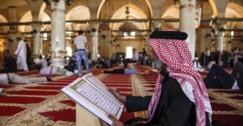 חמש וחצי שנים לתוקף ערבים