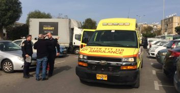 נער בן 14 נפצע באורח בינוני מפגיעת רכב בבת ים